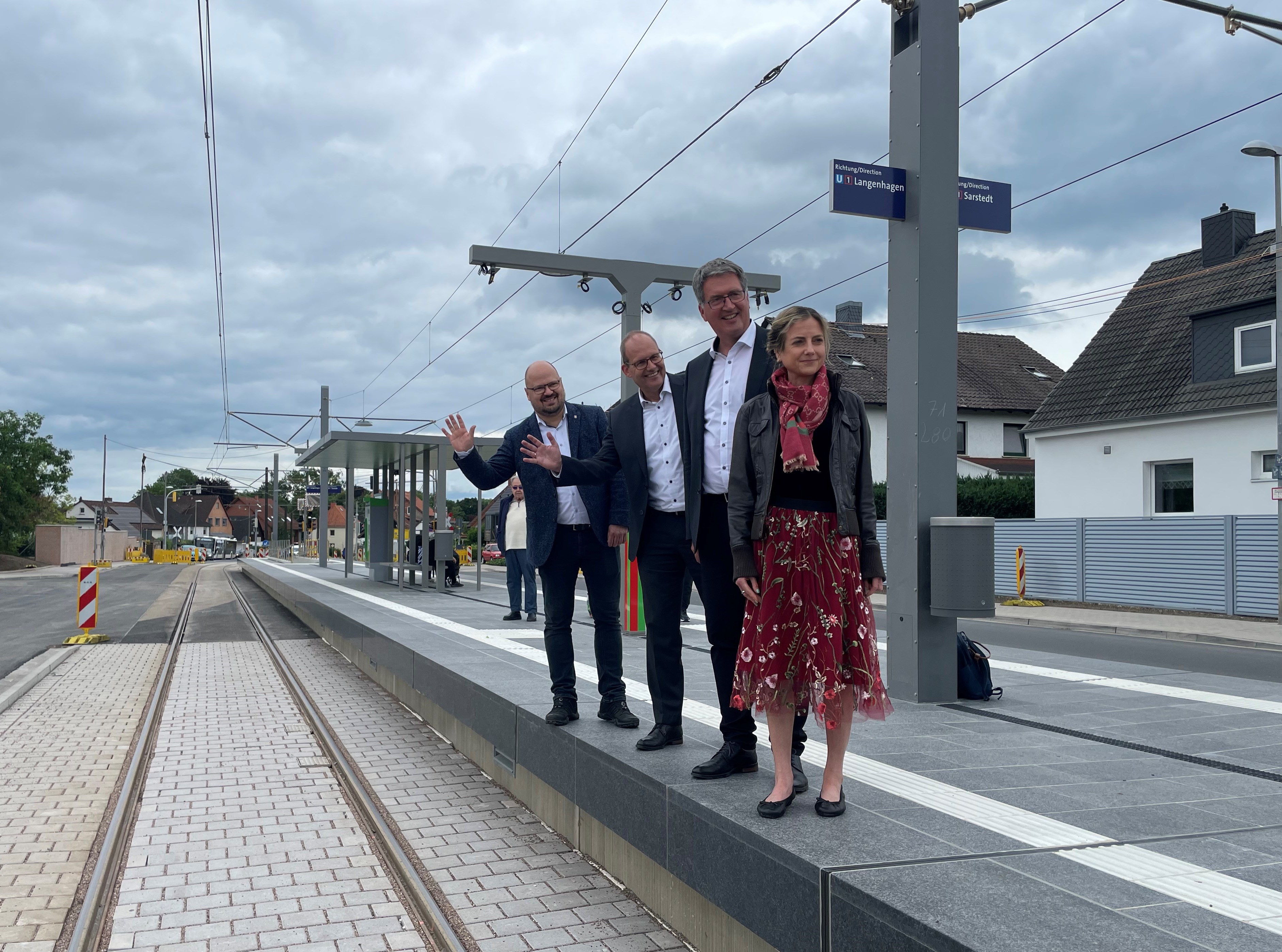 Barrierefreier Hochbahnsteig-Doppelpack in Laatzen