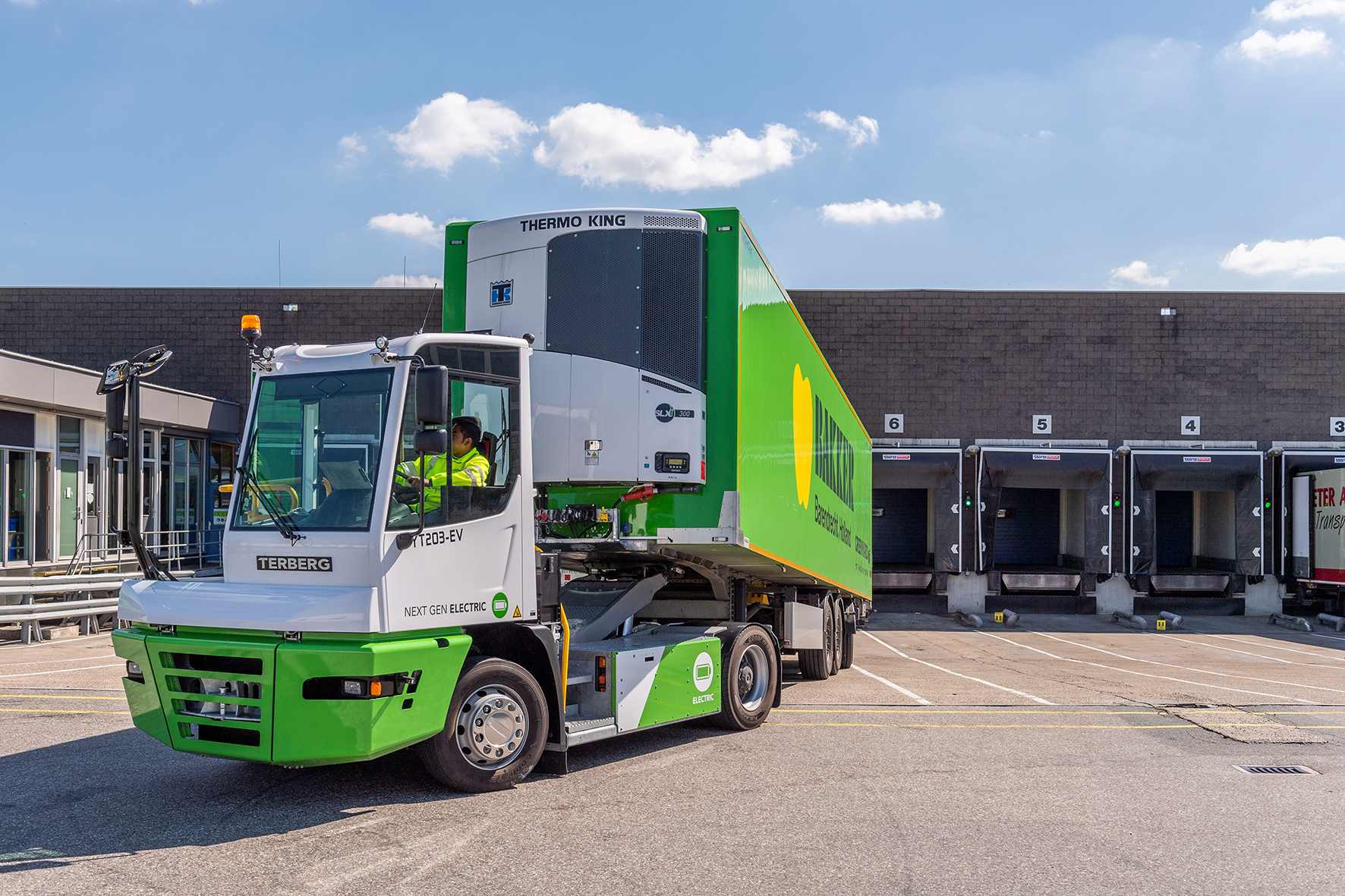 Gemeinsam für kompakt-kraftvolle Logistikanwendungen